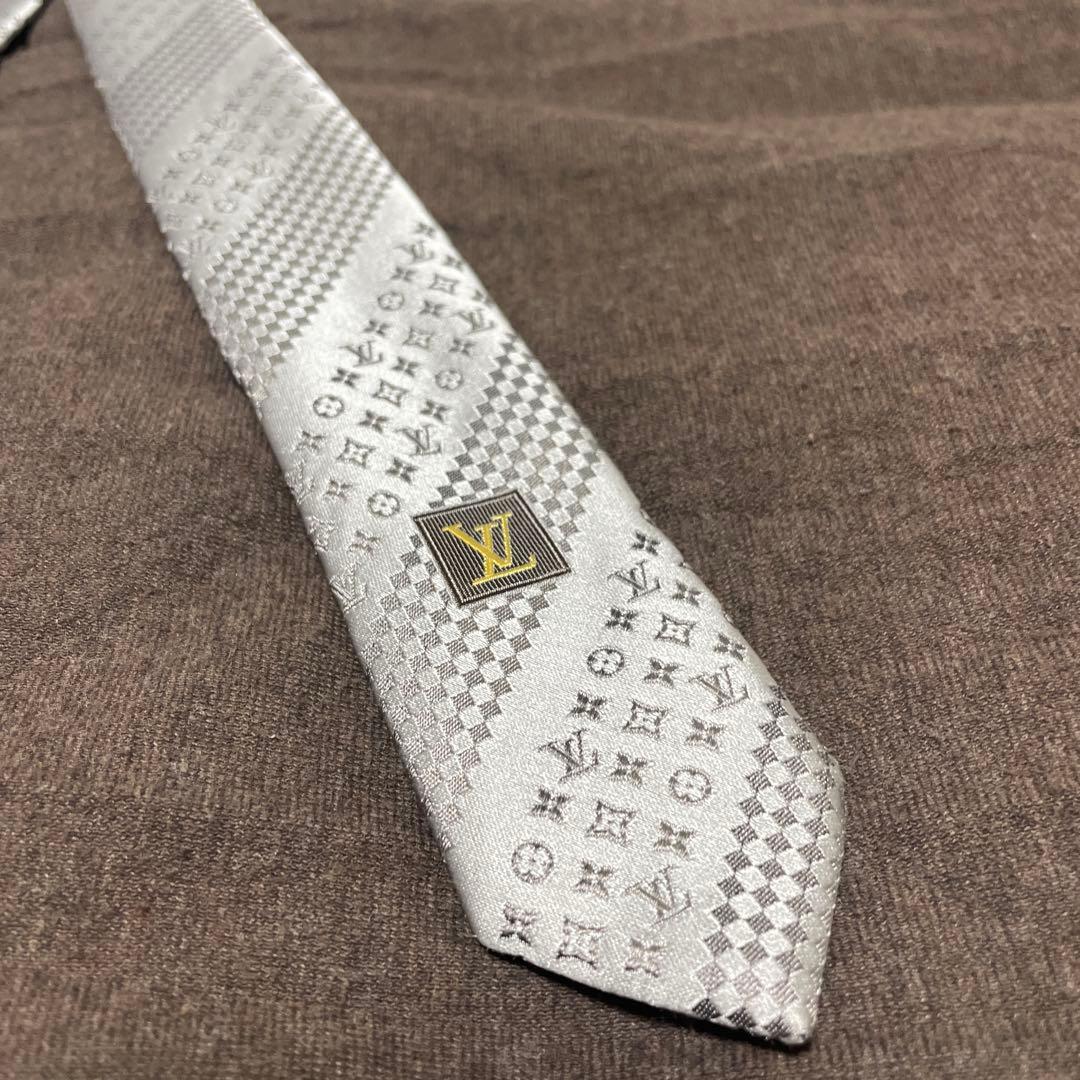 【美品】ルイヴィトンネクタイ