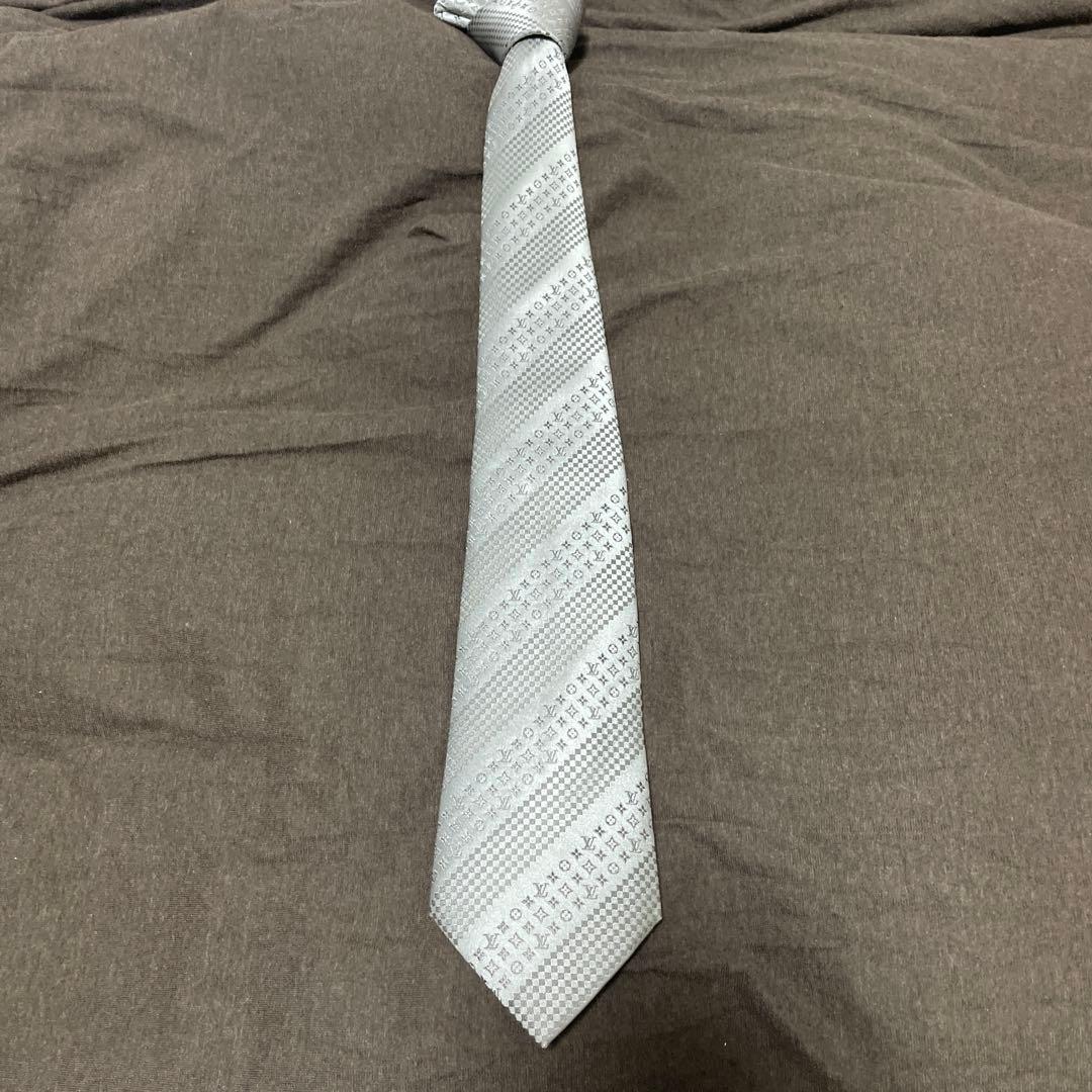 【美品】ルイヴィトンネクタイ