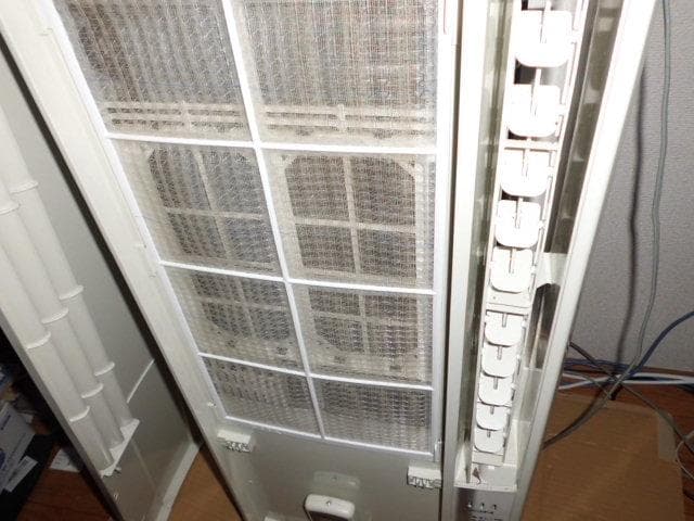 コロナ　ウインドエアコン　CW-A1615