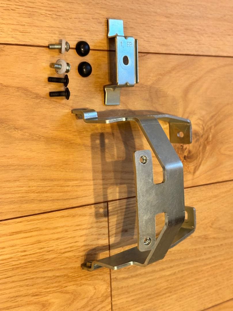 デミオ MAZDA2 純正アームレスト 肘置き 取付部品有り