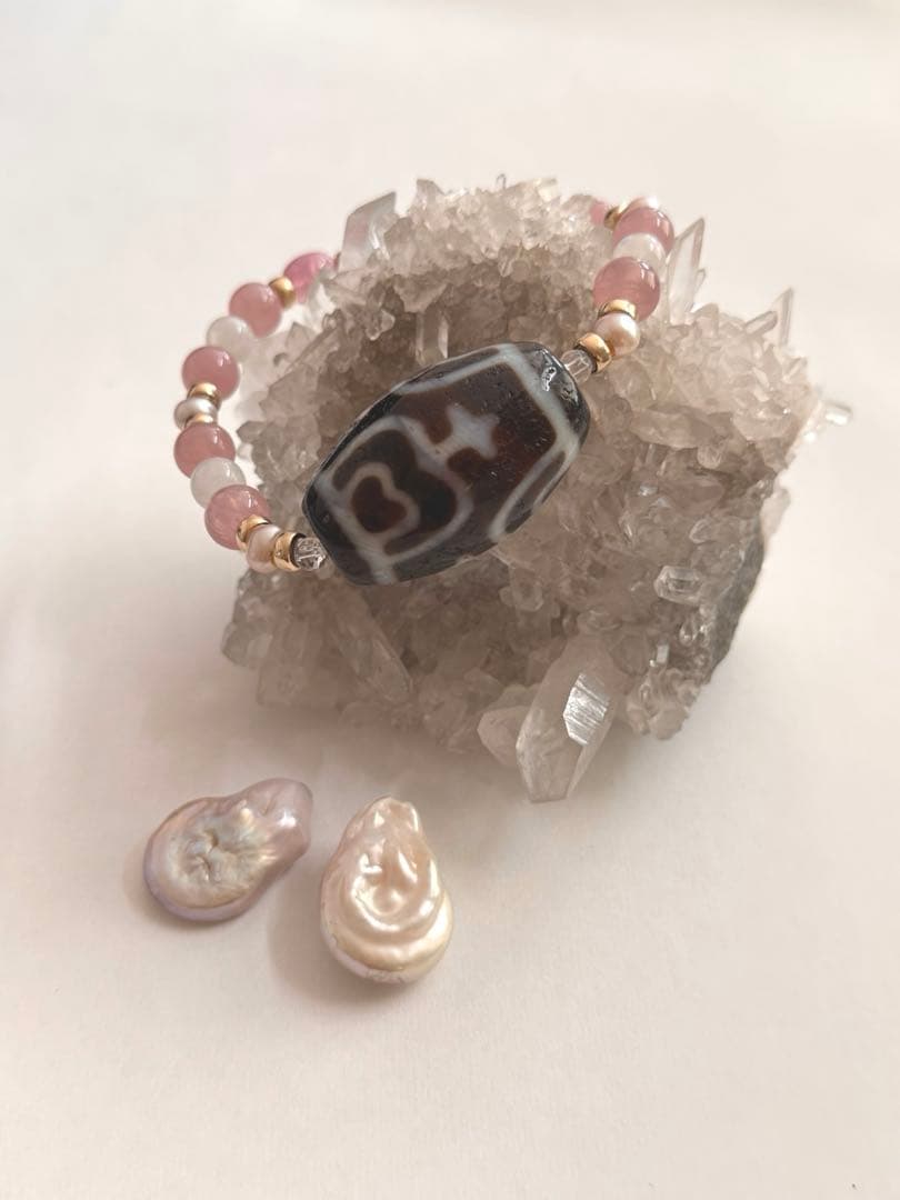 【最終お値下げ‼️】天然淡水パールバロック付き寶瓶天珠