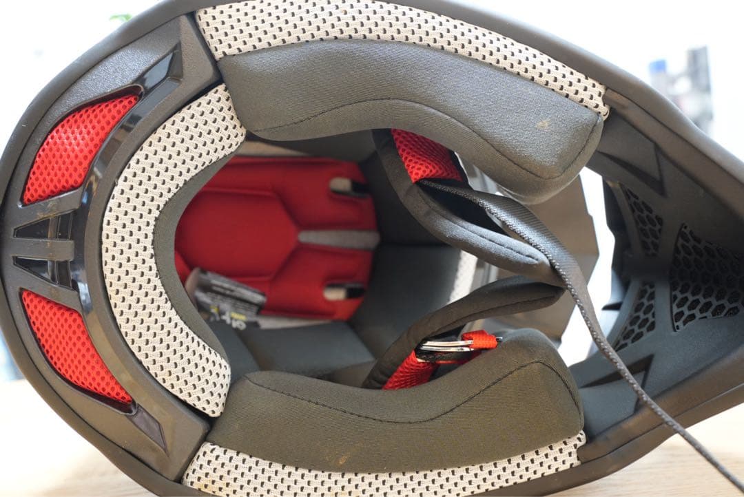 O'NEAL 2S ブラック モトクロスヘルメット