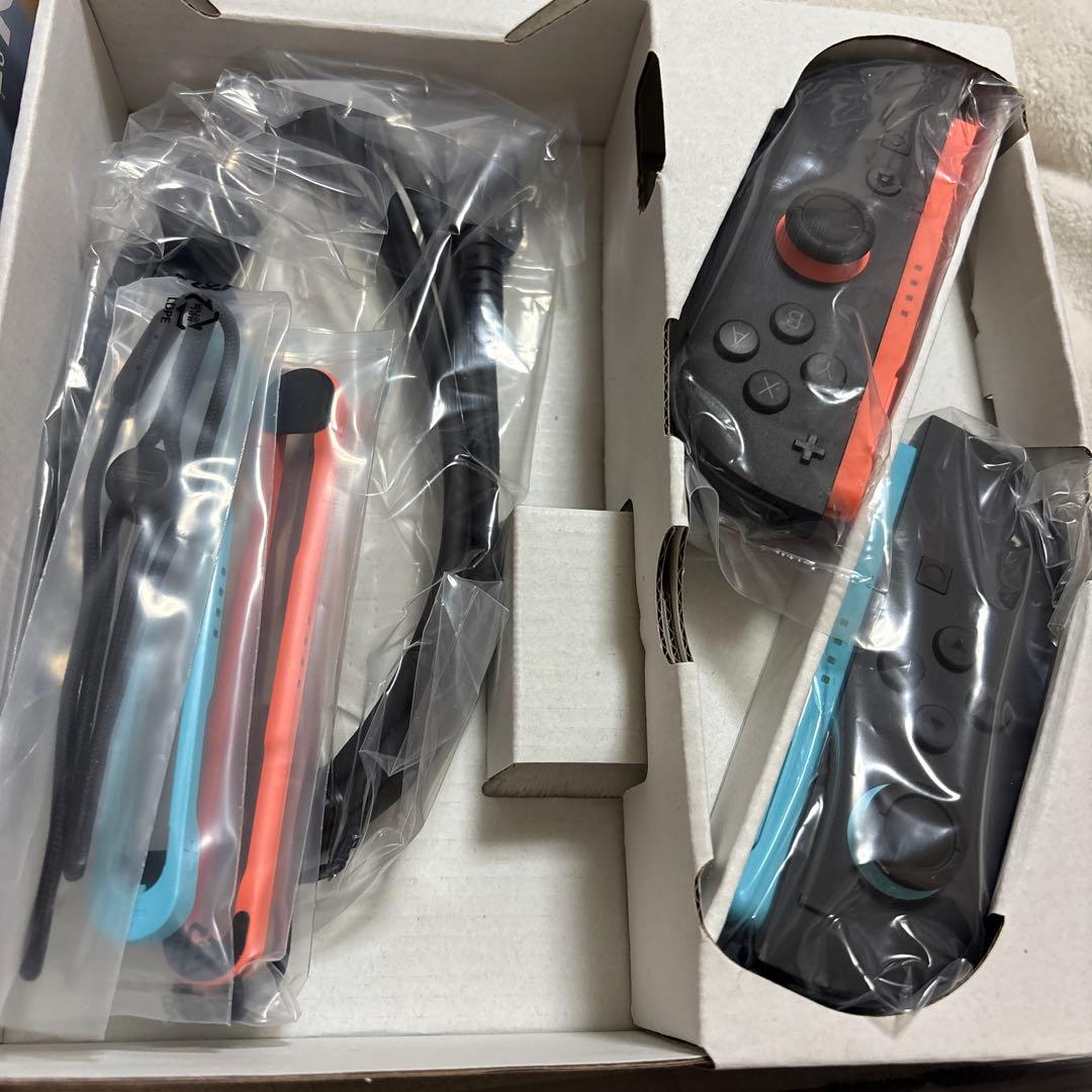 Nintendo Switch2 本体　 日本語・国内専用　箱、付属品あり