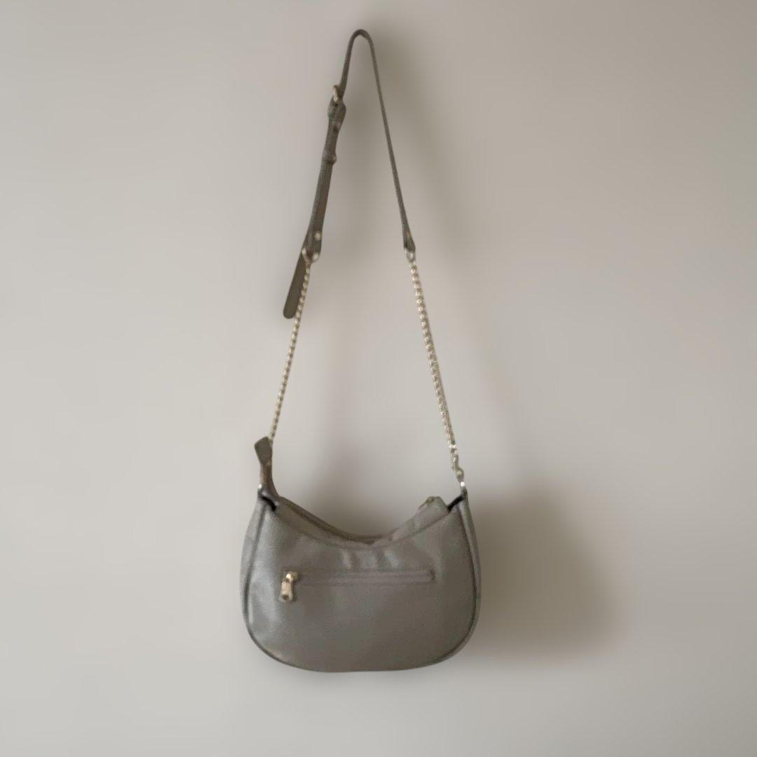 russet ハーフムーンショルダーとショルダーベルト(別売)