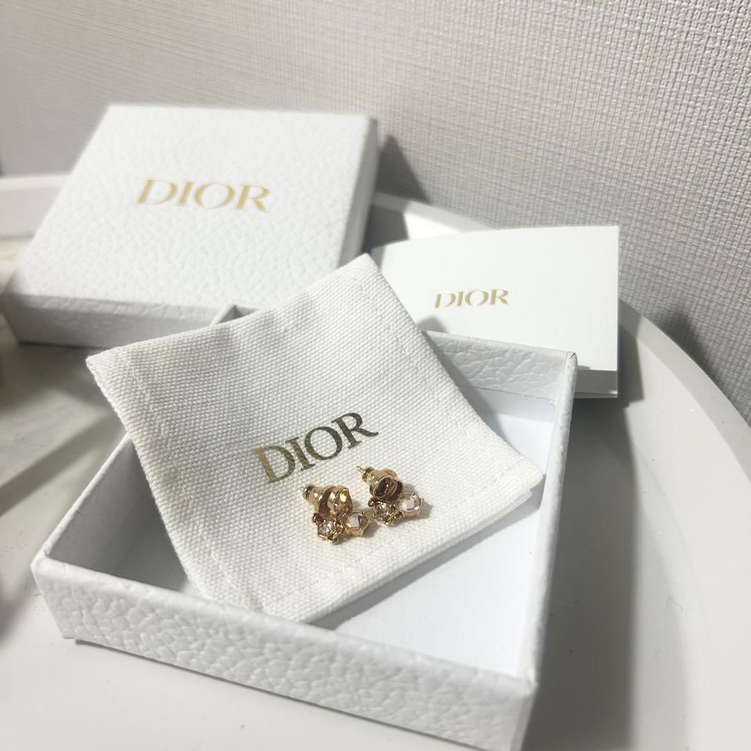 Dior ゴールドクリスタルピアス
