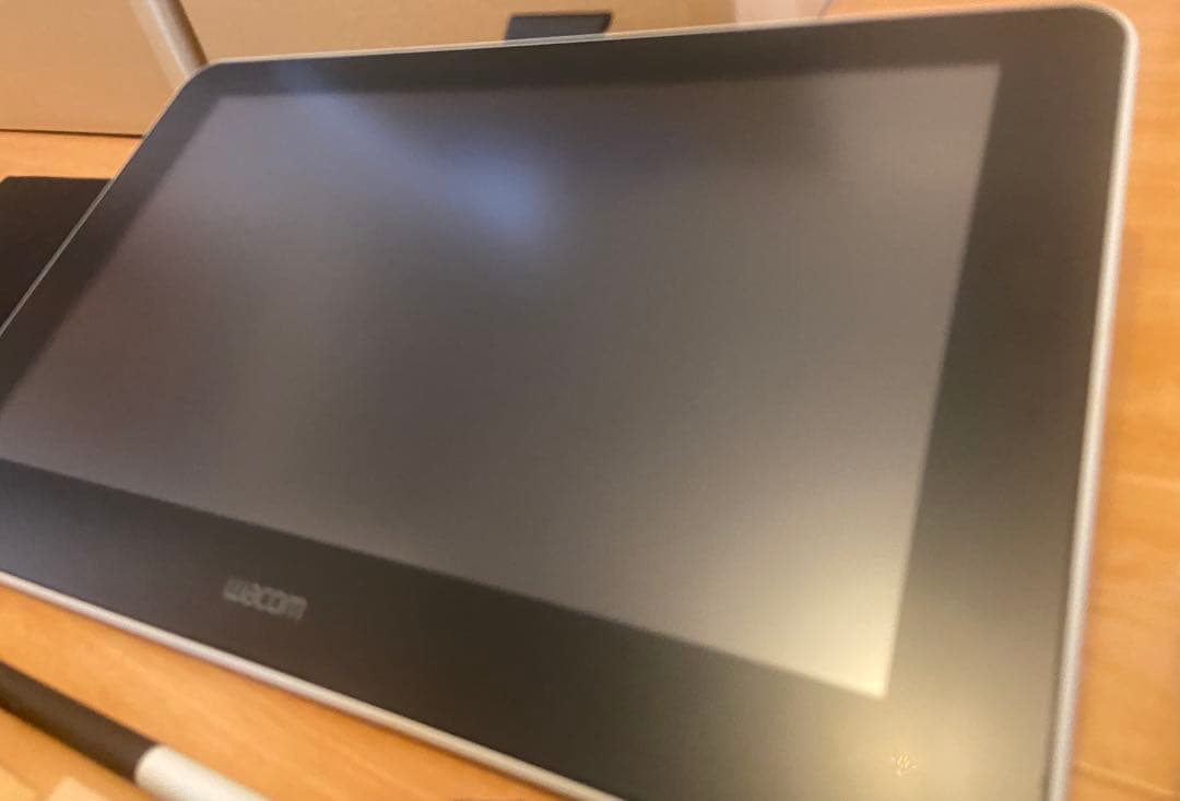 動作確認済Wacom One 13インチ 液タブDTC133