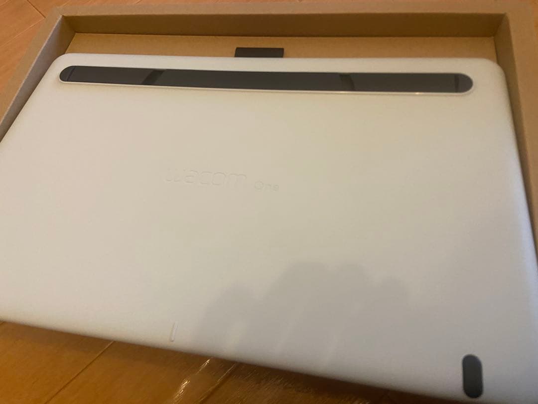 動作確認済Wacom One 13インチ 液タブDTC133