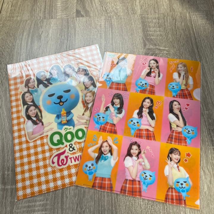 Qoo  TWICEクリアファイル※非売品(1セット400円〜)