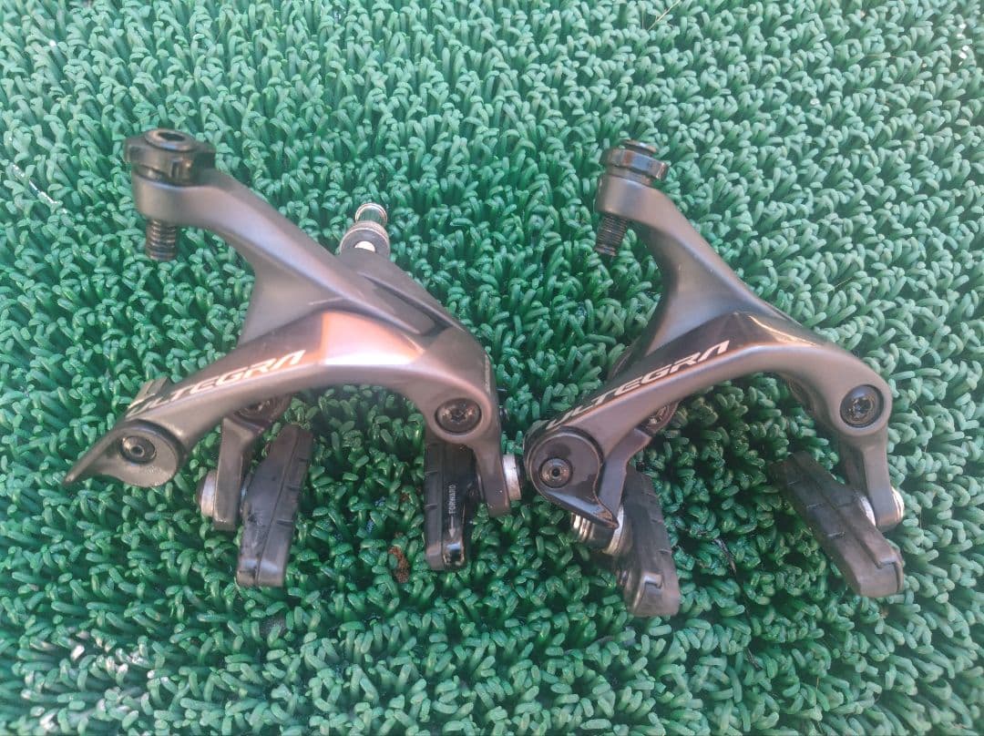 SHIMANO　R8000 ブレーキセット