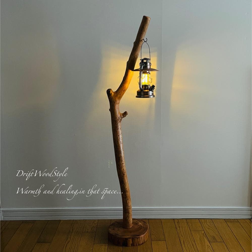 斜めに枝が突き出る流木スタンド 置物 北欧 照明 ランタン N113