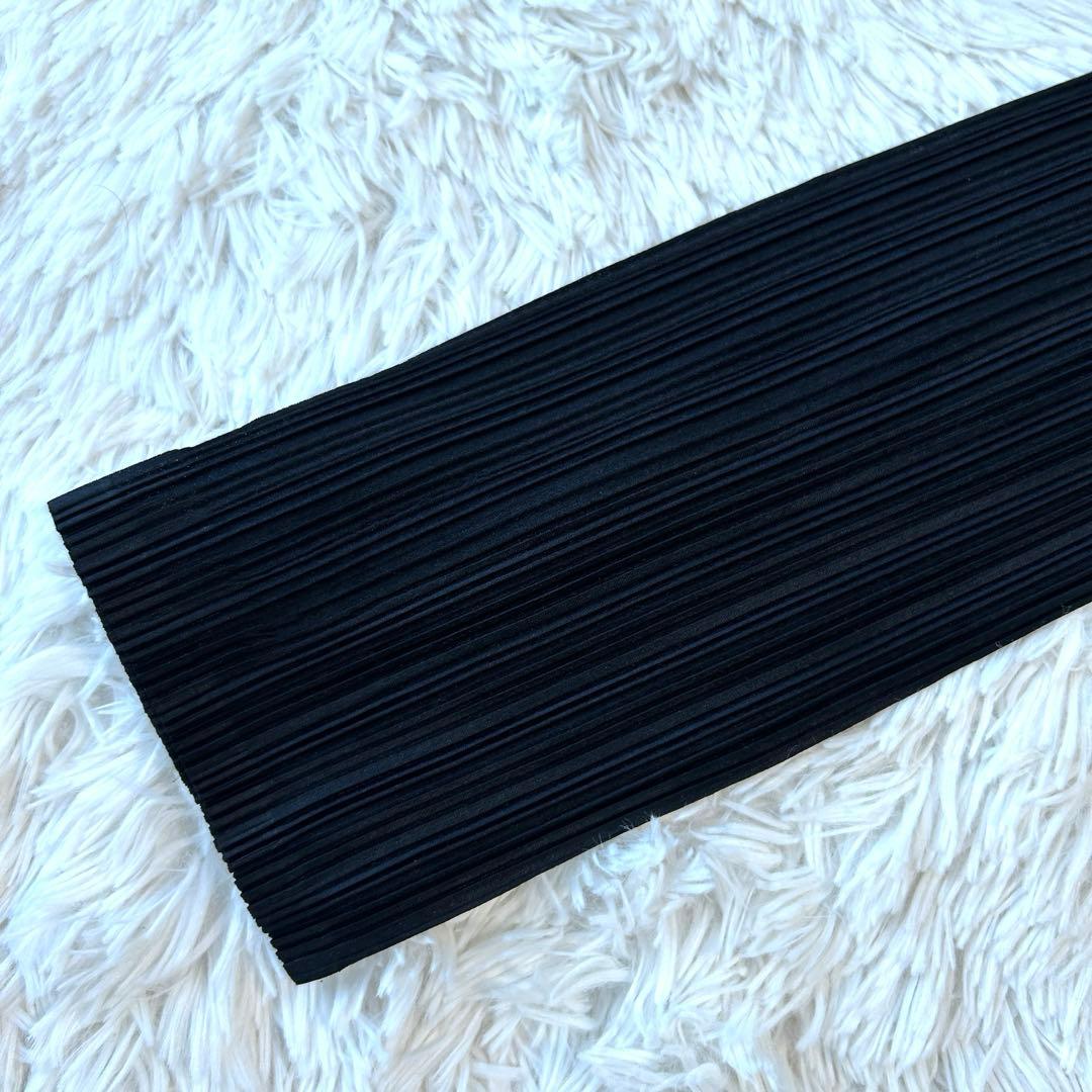 プリーツプリーズ 長袖カットソー クルーネック ブラック イッセイミヤケ