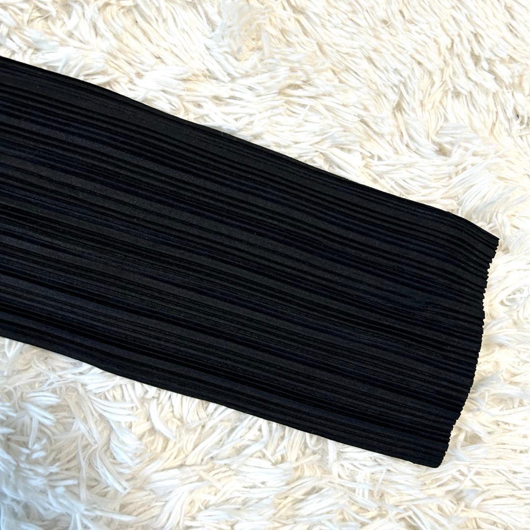 プリーツプリーズ 長袖カットソー クルーネック ブラック イッセイミヤケ