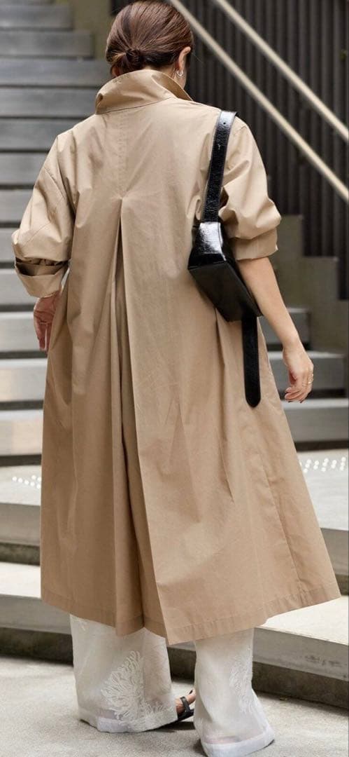 ジャーナルスタンダード　ドライクロスハイネックコート