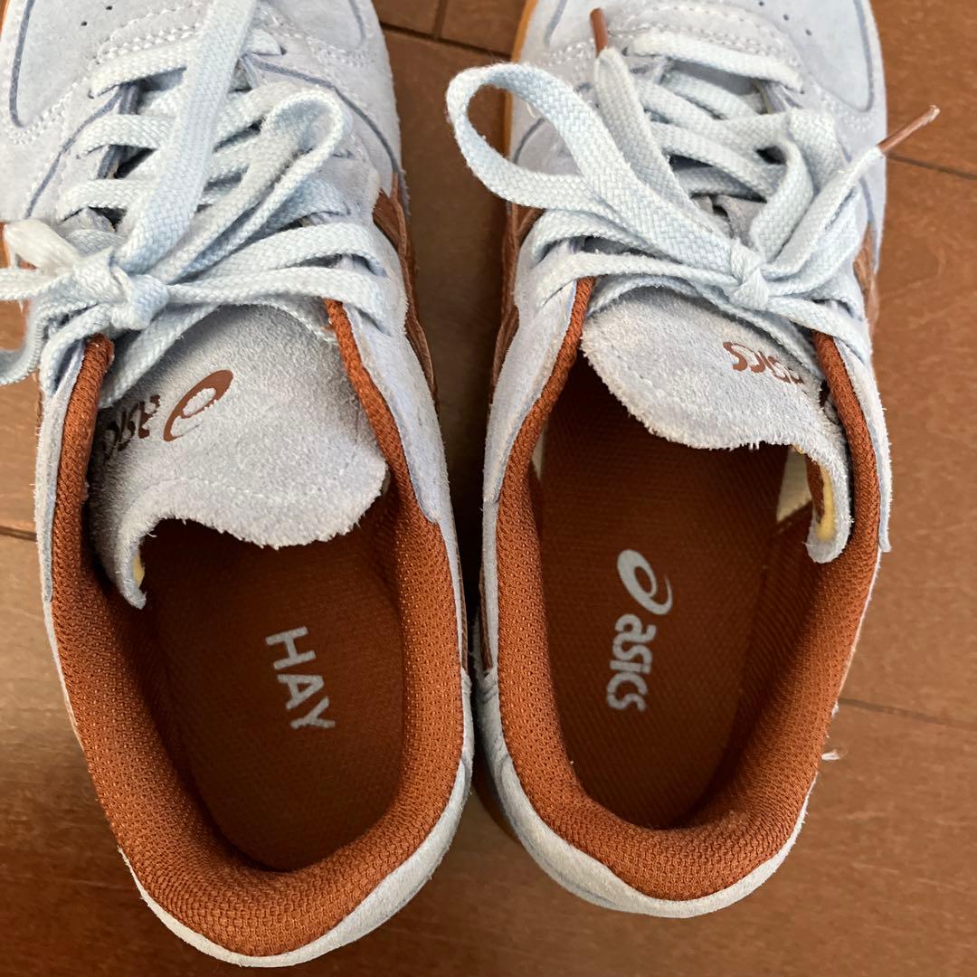 アシックス　HAY ASICS 水色 スエード スニーカー 刺繍　24.5cm