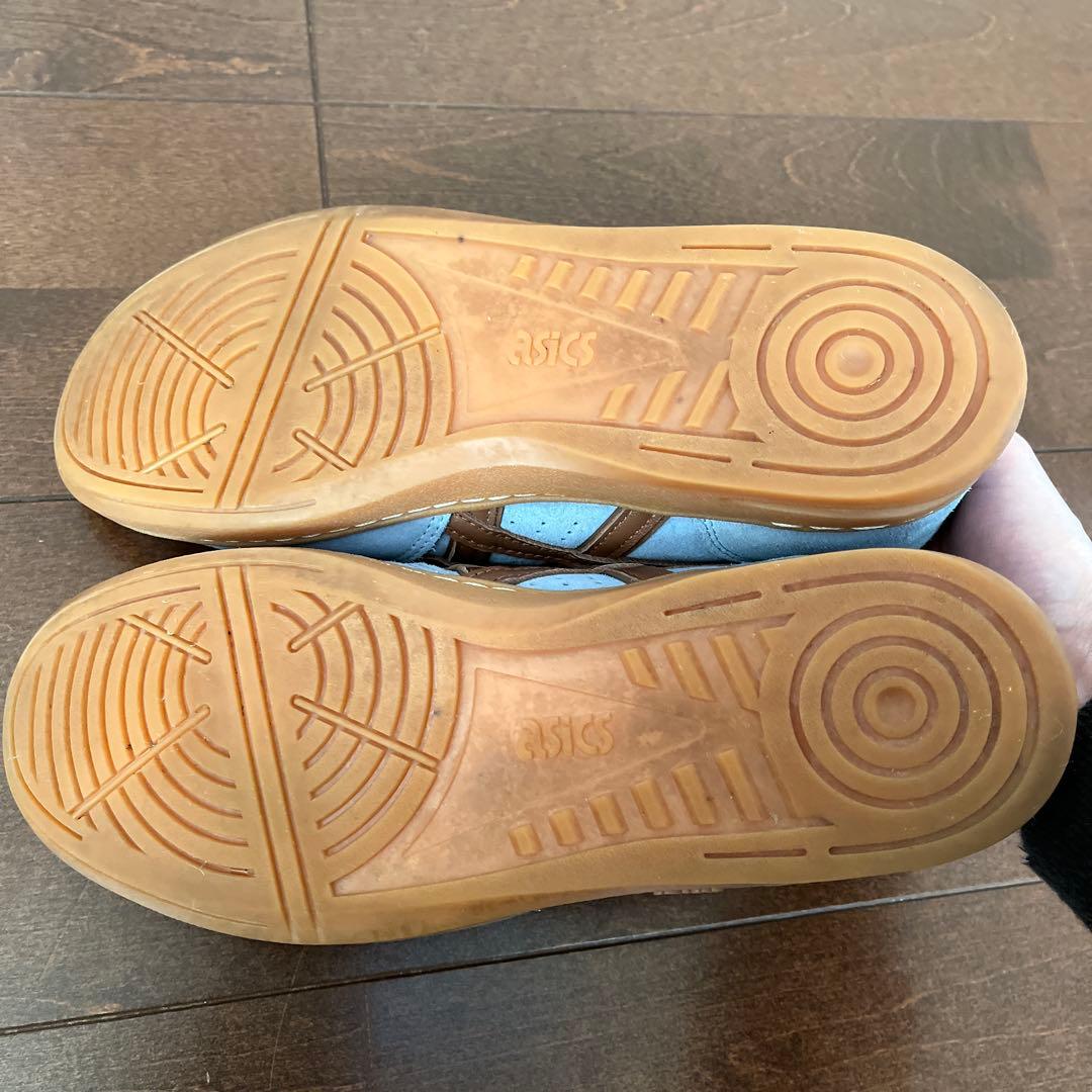 アシックス　HAY ASICS 水色 スエード スニーカー 刺繍　24.5cm