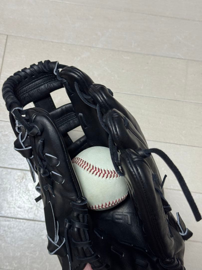 ゼット　硬式内野手用グローブ　今宮モデル