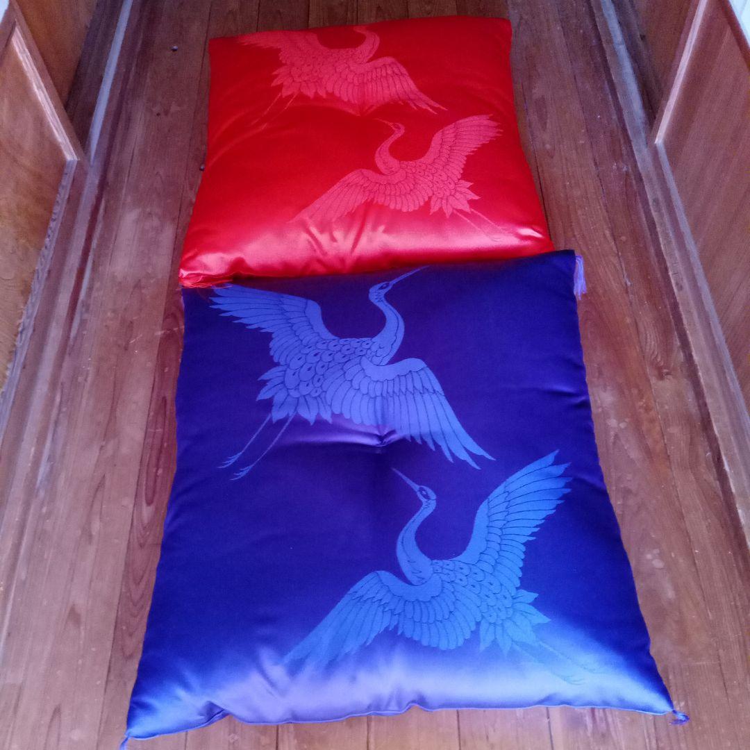 祝座布団2枚組　鶴と寿、赤と紫の座布団　クッション　夫婦　婚礼　長寿