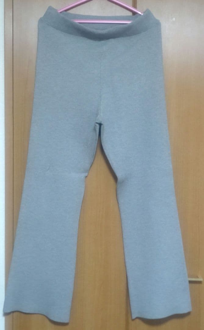 あっこ様　　　　AP STUDIO スムージーニットパンツ　グレー