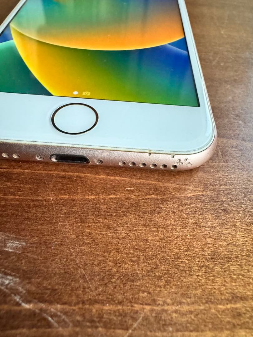 iPhone 8 ゴールド 64GB