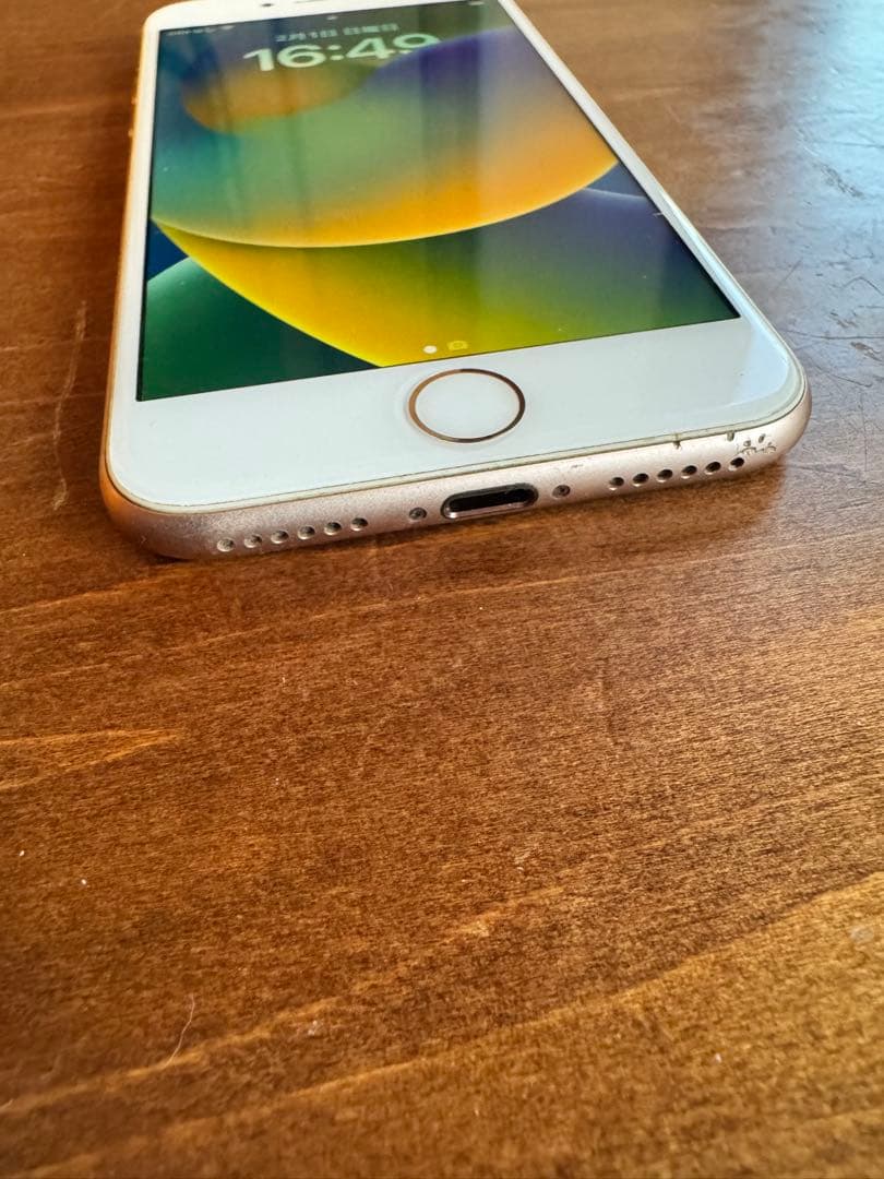 iPhone 8 ゴールド 64GB