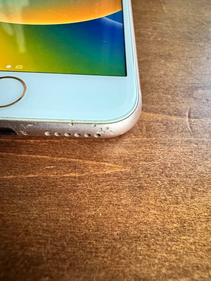 iPhone 8 ゴールド 64GB