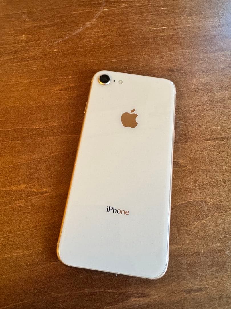 iPhone 8 ゴールド 64GB