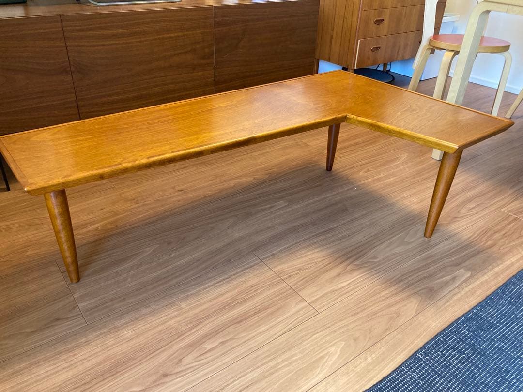 【まるこ】パシフィックファニチャーサービス　テーブル