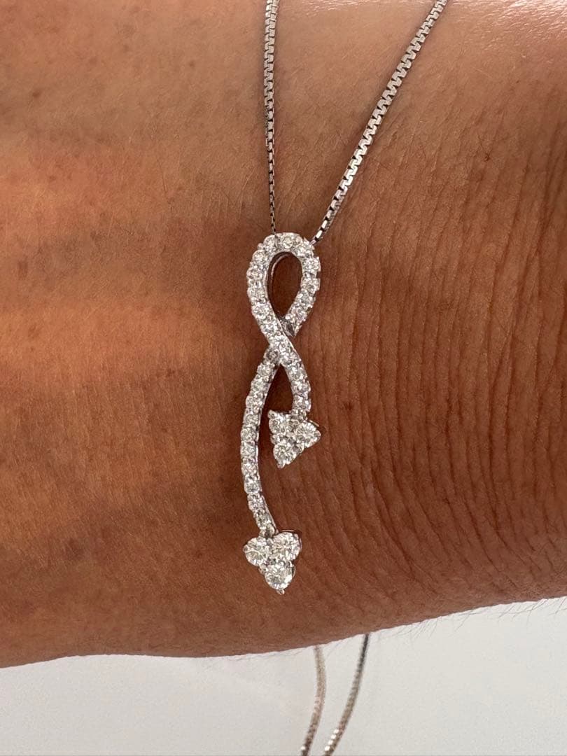 k18✨ギランギランクラリティ良きダイヤ0.52ctペンダントトップ✨