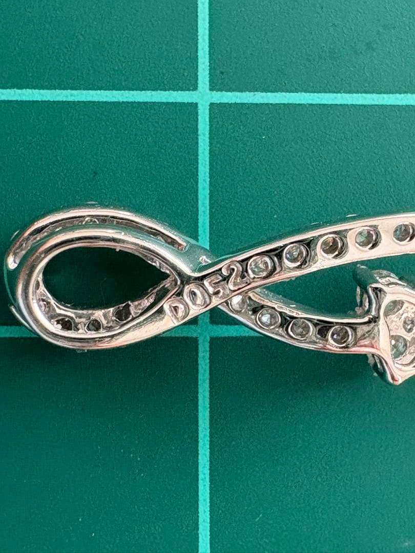 k18✨ギランギランクラリティ良きダイヤ0.52ctペンダントトップ✨