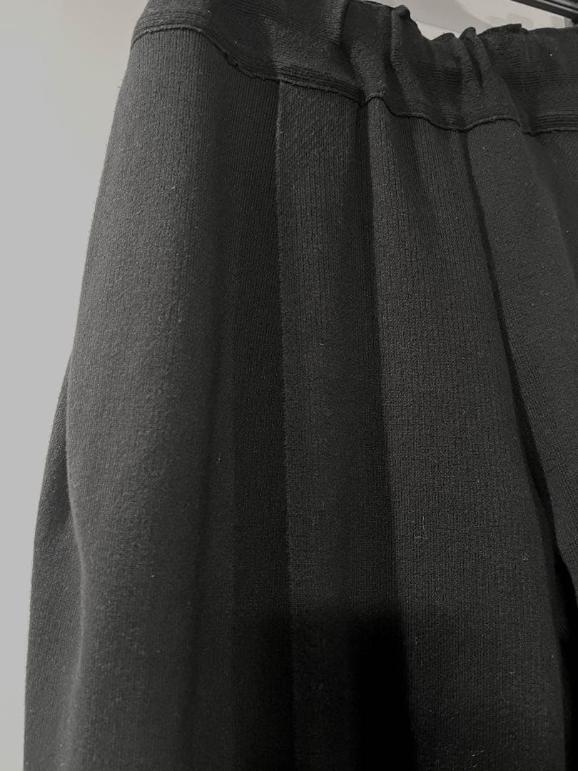 イッセイミヤケ ブラックパンツ