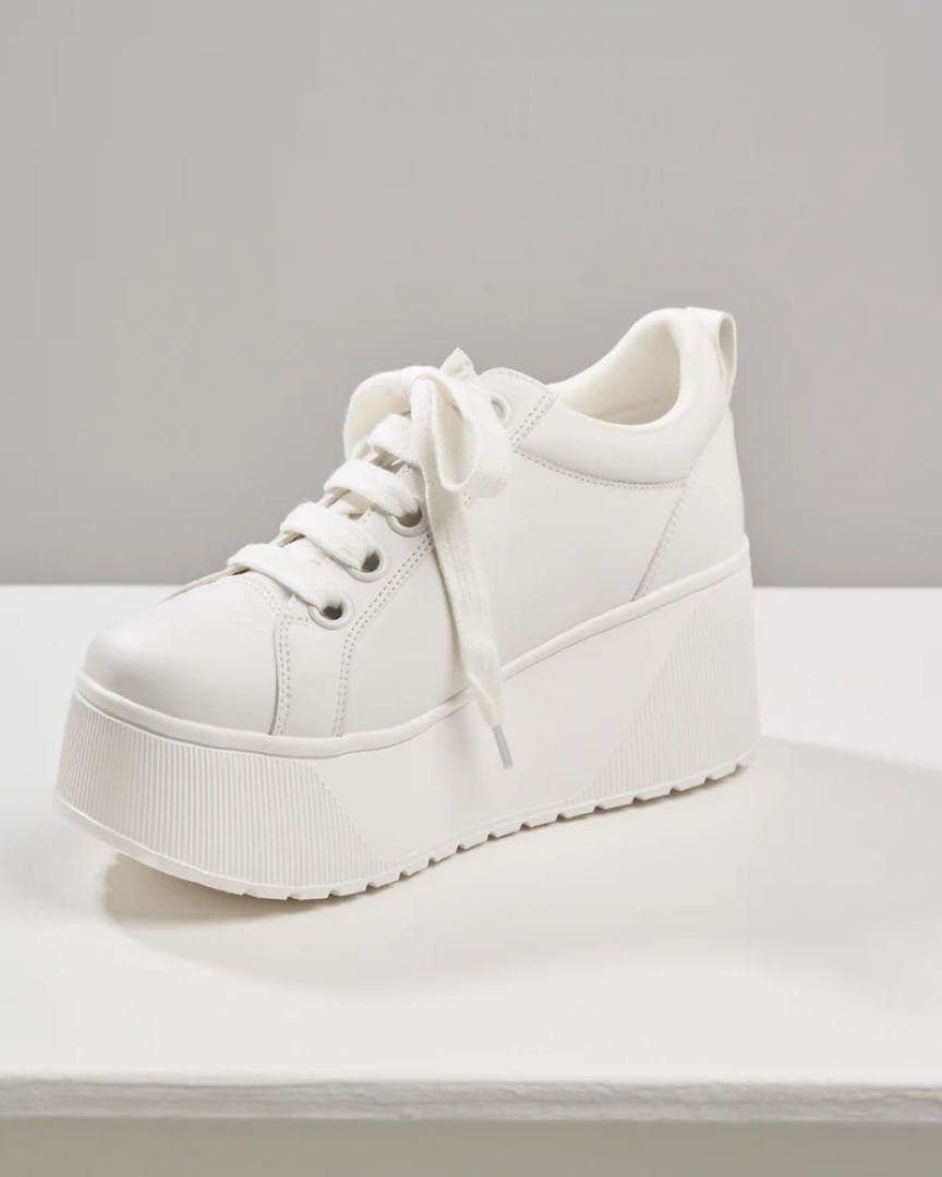 【6月発売新作】【即納】Sサイズ　インスタグラマー鈴木亜美さん　厚底スニーカー