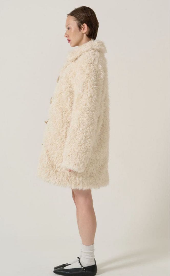 フェイクファー ダッフルコート TINA：JOJUN 新品未使用