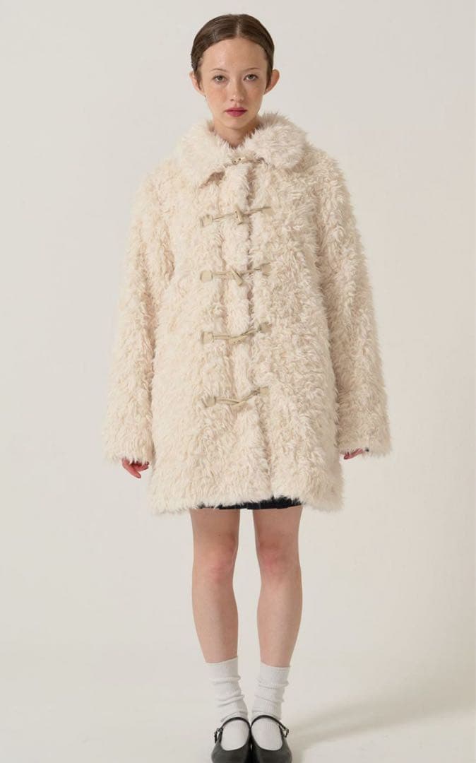 フェイクファー ダッフルコート TINA：JOJUN 新品未使用