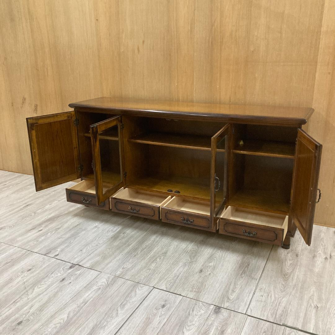 【カリモク】コロニアル　サイドボード　リビングボード　キャビネット