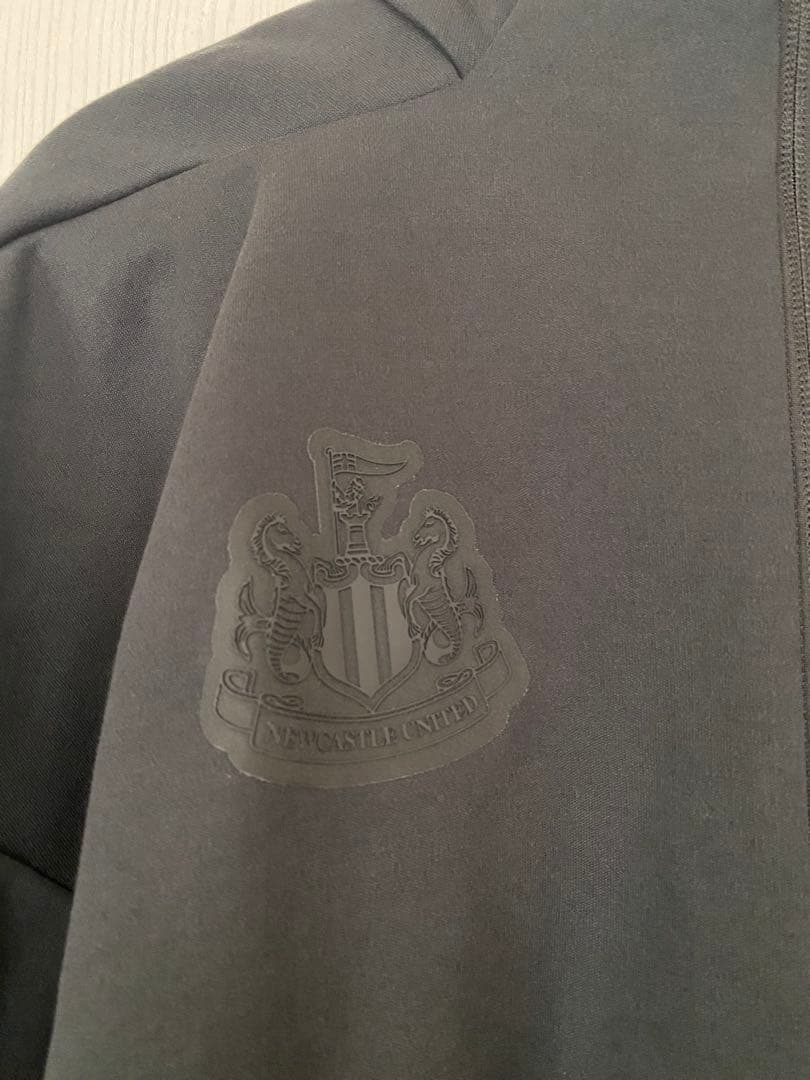 adidas ニューカッスル Z.N.E. 上下セット　未使用品