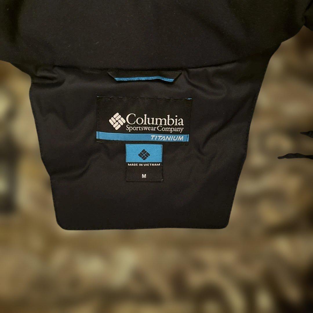 Columbia Titaniumスキーウェア ダウンジャケット