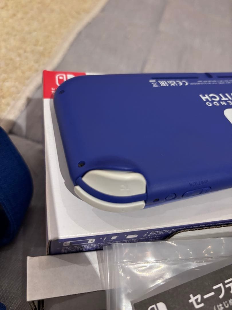 Nintendo Switch Lite 本体 ブルー 充電器付き　即日発送