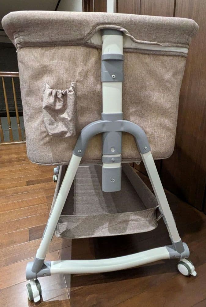 Vinona ベビーベッド　収納袋付き