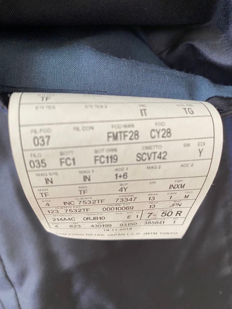 美品TOM FORD トムフォード 007スーツ ネイビー格子柄　サイズ50R