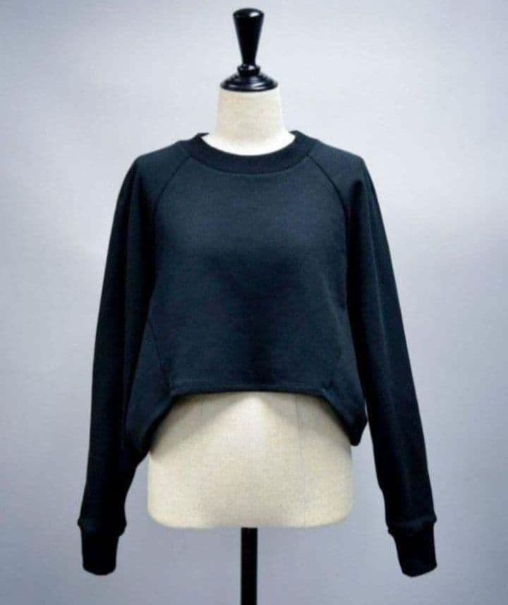 sheller シェリエ　裏起毛セミクロップドトップス　スウェット　スエット