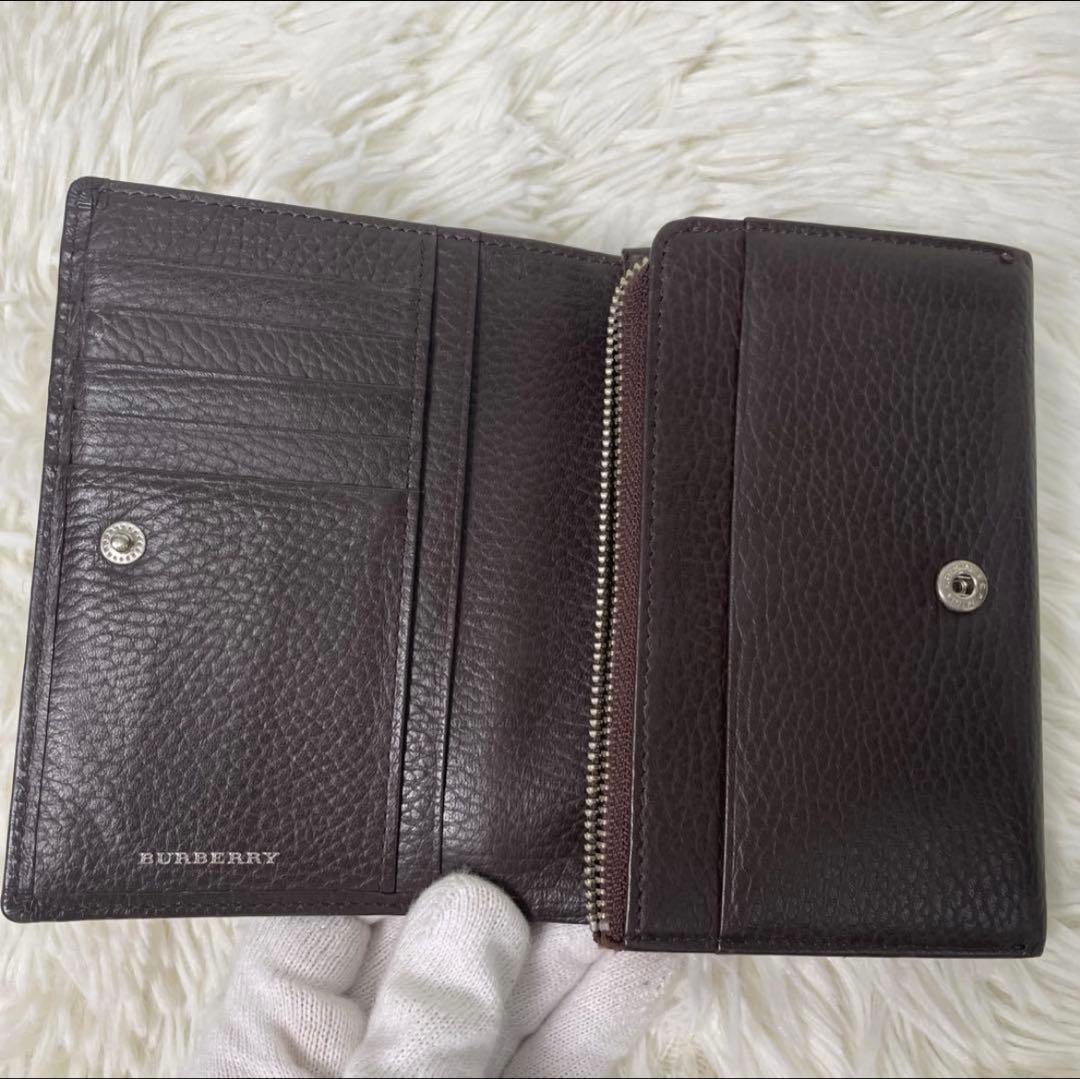 BURBERRY 二つ折り財布　値下げ中　1/23まで