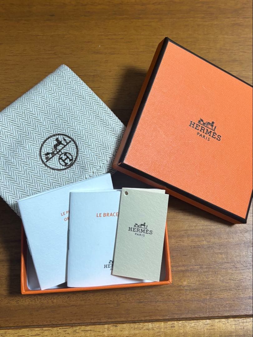 【エルメス◆新品同様】エナメルブレスレット クリックH 白×金　PM