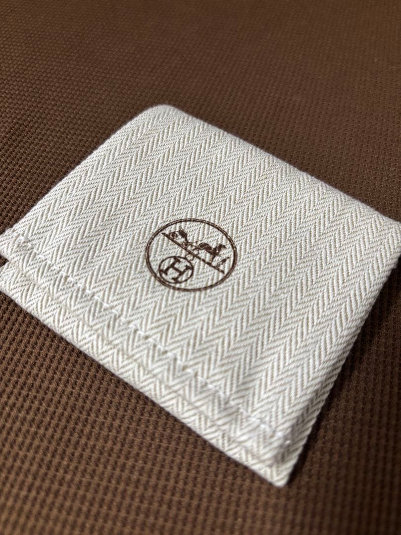 【エルメス◆新品同様】エナメルブレスレット クリックH 白×金　PM