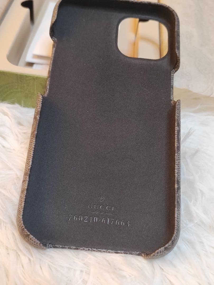 新品 GUCCI iPhone 15 ケース オフィディア アイフォンケース