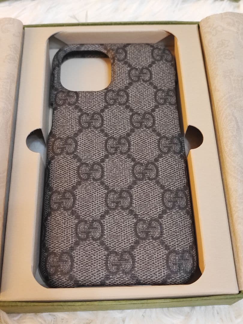 新品 GUCCI iPhone 15 ケース オフィディア アイフォンケース