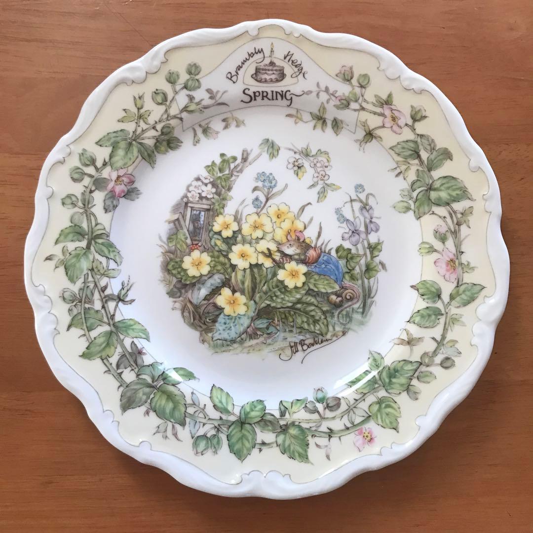 ロイヤルドルトン ブランブリーヘッジ フォーシーズン プレート 4枚セット