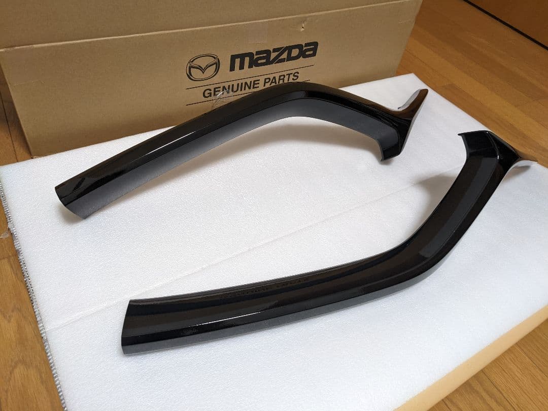 ★新品★マツダ純正　ブラック★CX-5 CX-8 シグネチャーウィング