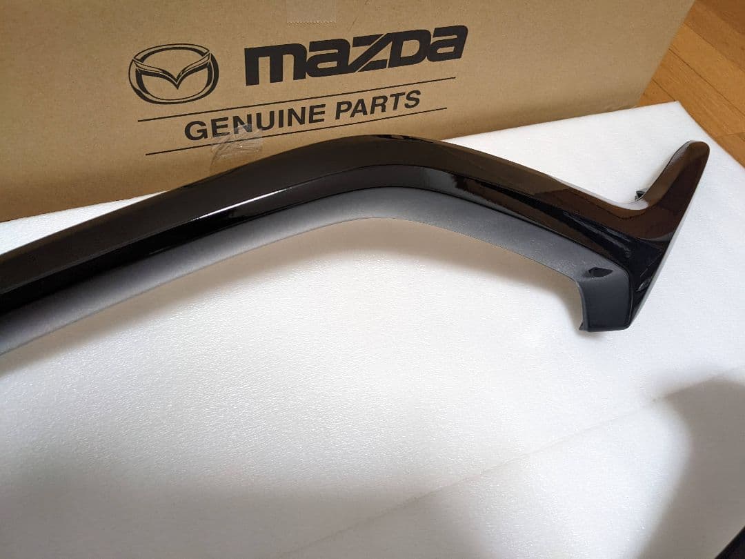 ★新品★マツダ純正　ブラック★CX-5 CX-8 シグネチャーウィング