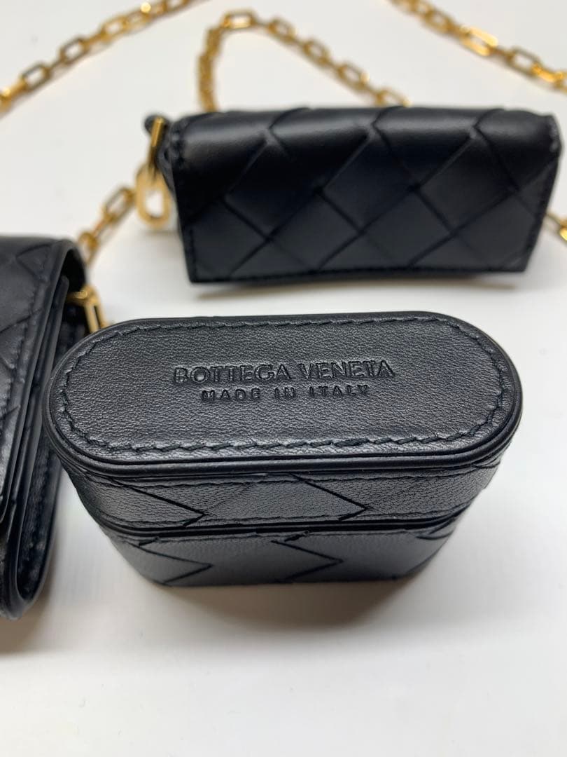 超美品　BOTTEGA VENETA Card Case On Chain