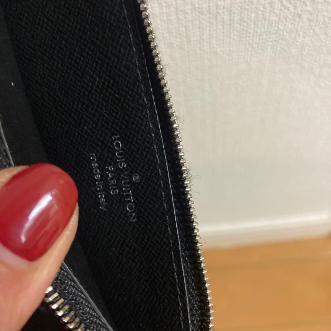 Louis Vuitton 黒 レザー キーケース